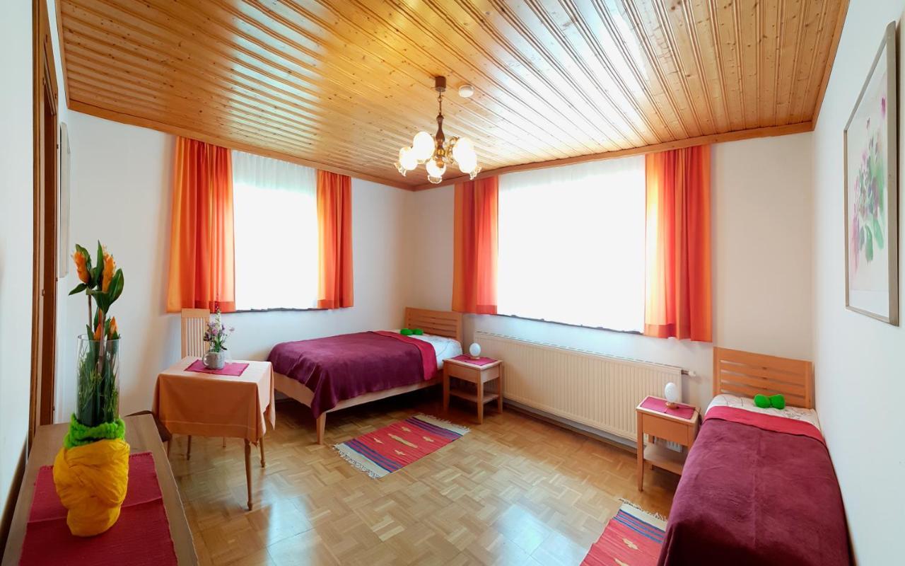 Bungalow & Apartments "Am Deber" Velden - Augsdorf Velden am Woerthersee Luaran gambar