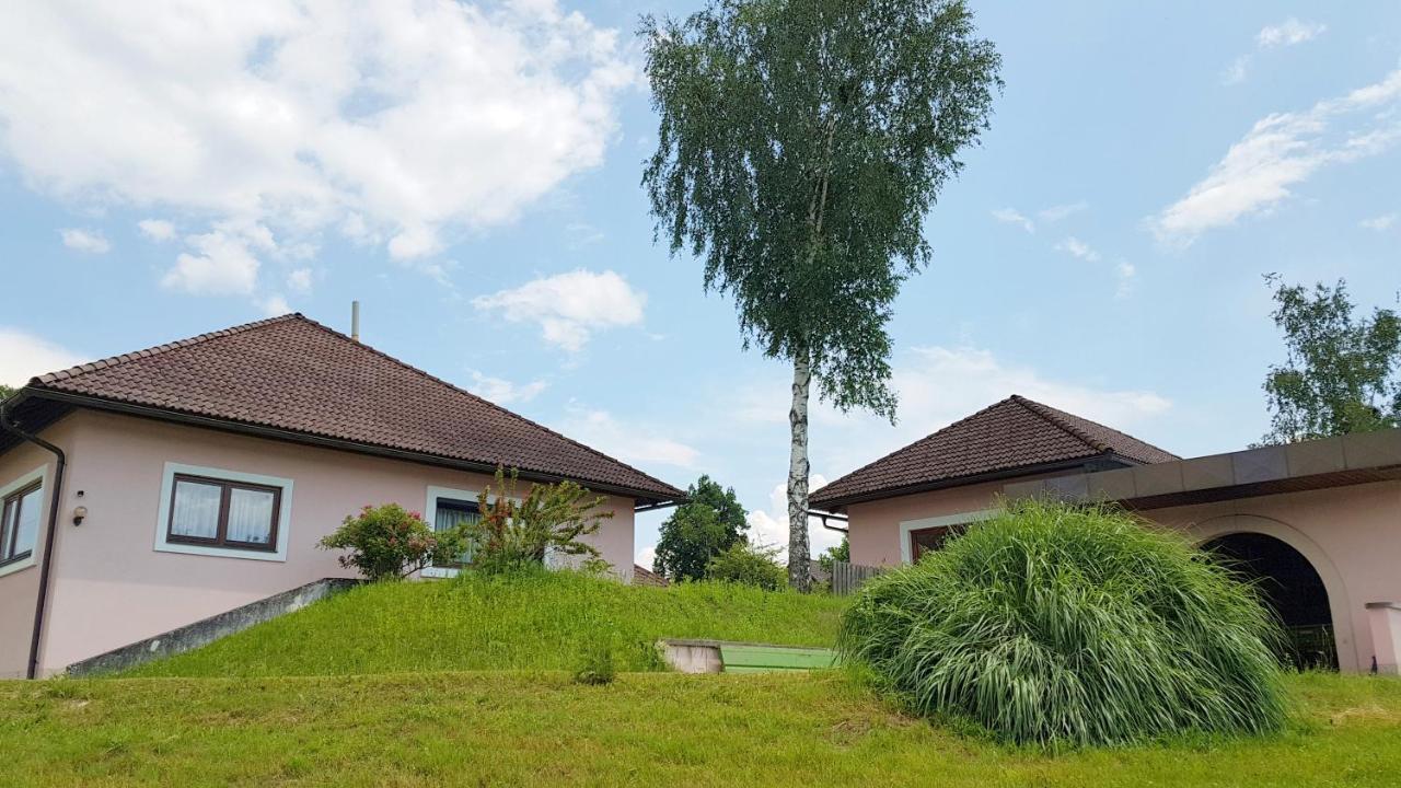 Bungalow & Apartments "Am Deber" Velden - Augsdorf Velden am Woerthersee Luaran gambar