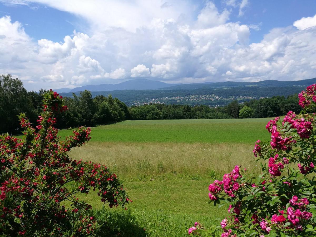 Bungalow & Apartments "Am Deber" Velden - Augsdorf Velden am Woerthersee Luaran gambar